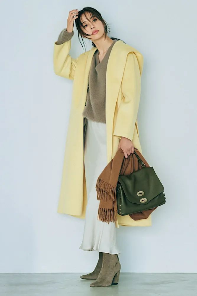 穿裙子靴子过年,过年穿了裙子显瘦