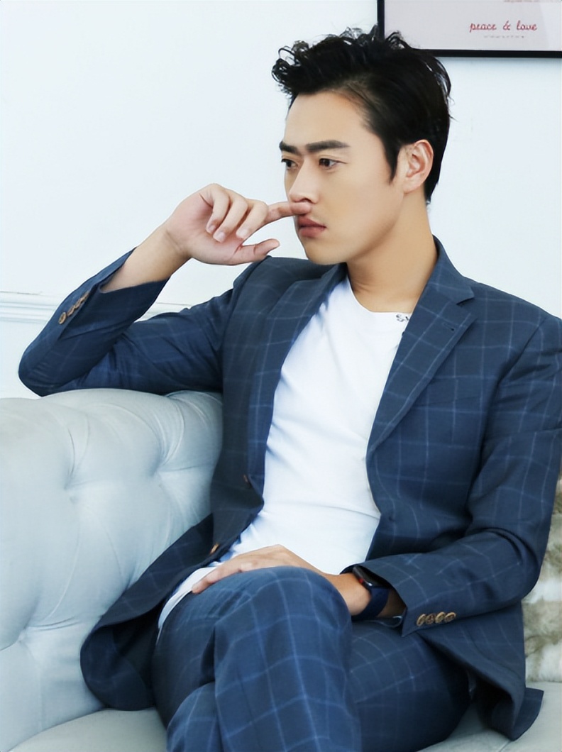 张桐获飞天奖视帝,张桐被评为影帝视频