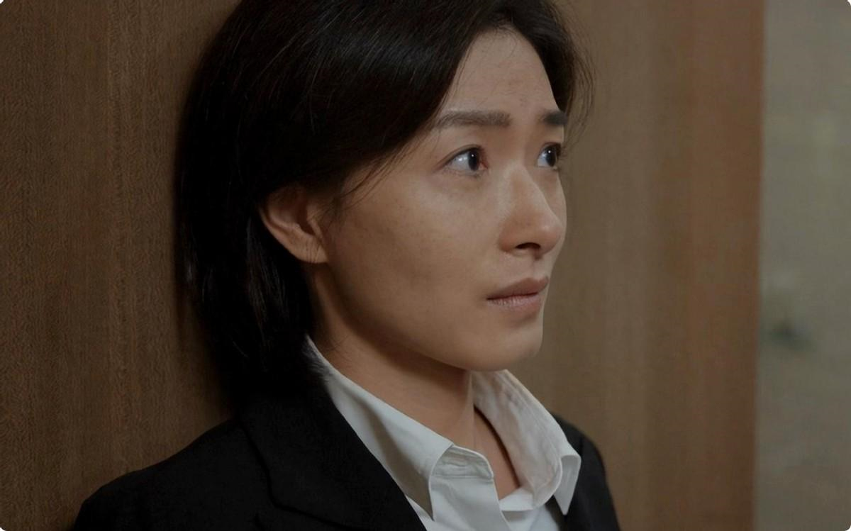 明明演技烂，还被硬捧成实力派，2023刚开年，这6位演员就露了馅