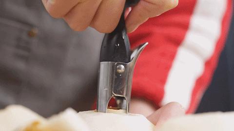 小孩支气管炎反复咳嗽煲什么汤喝,小孩子喉咙反复发炎咳嗽喝什么汤