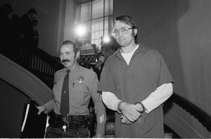 12岁美国女孩被杀害,美国十七岁少女杀人案