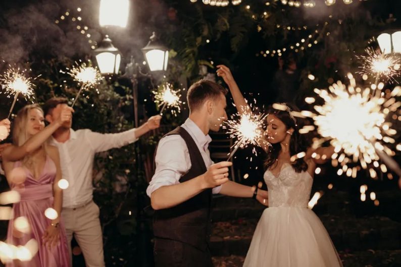 婚礼色系搭配高级感,粉色法式婚礼配色搭配