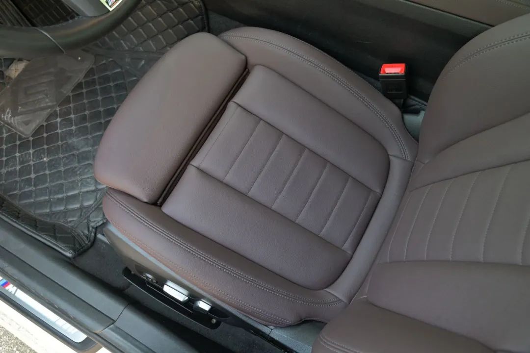 宝马330i曜夜长轴与短轴,多少钱能买宝马330i