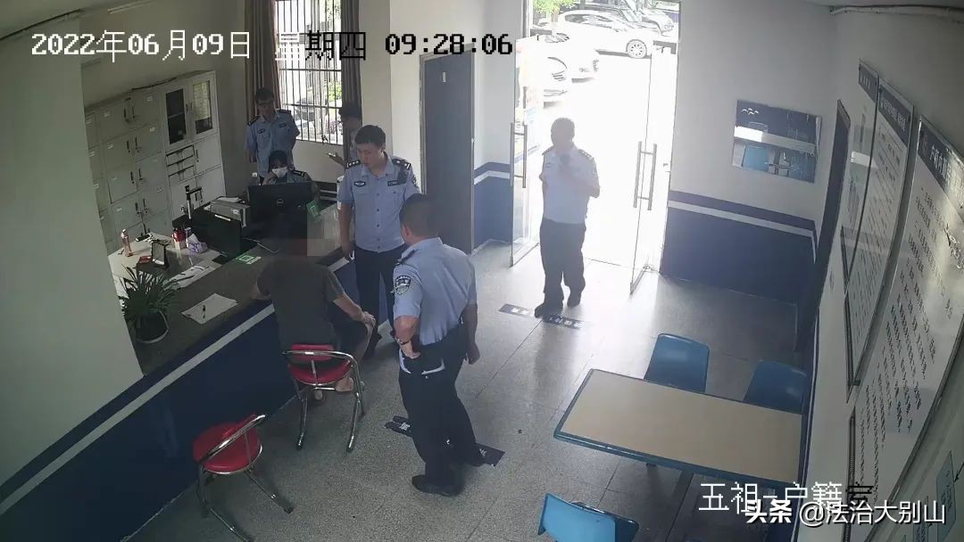 缃戜笂閫冪姱鑷姇缃楃綉,鑷姇缃楃綉閫冪姱