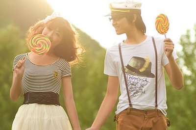 亲戚要我在银行帮他贷20万,朋友用钱让我去银行贷50万