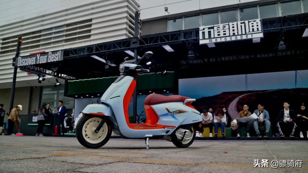 布雷斯通蓝卡150复古小踏板改装,布雷斯通150复古踏板摩托车测评