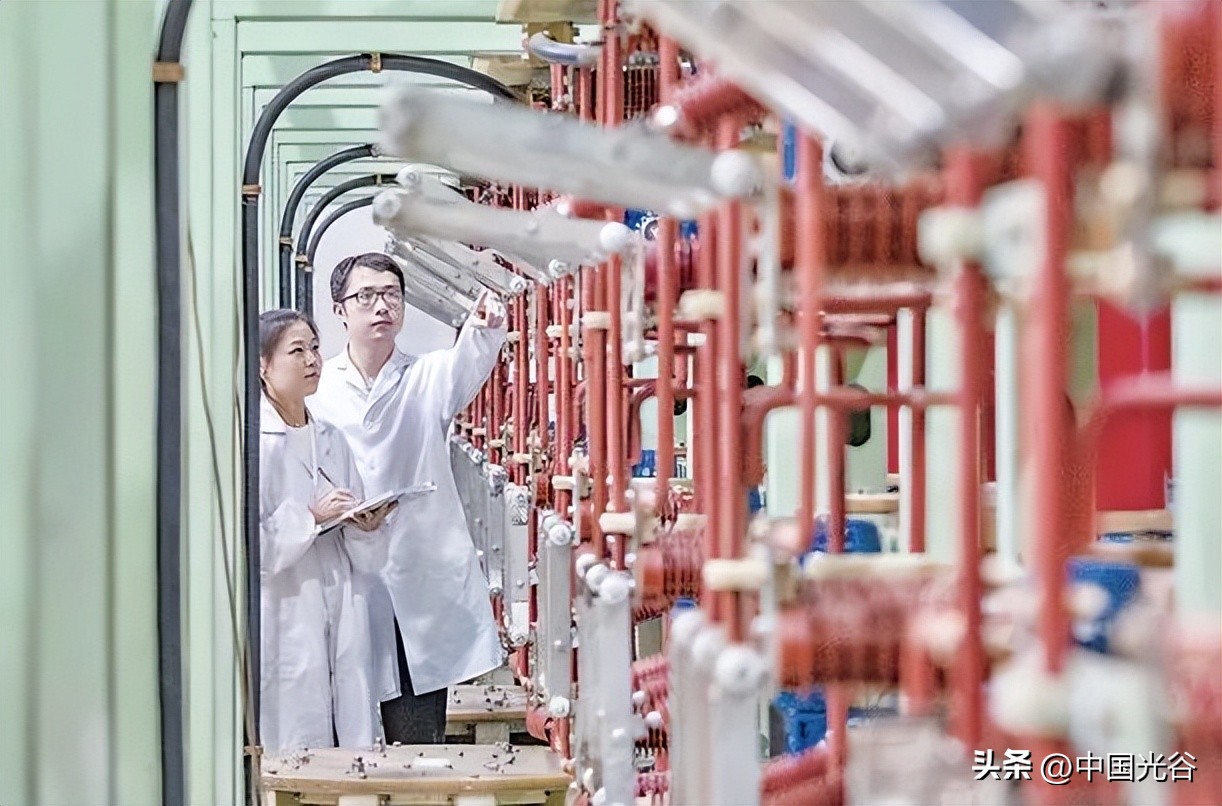 以武汉新城之新，点亮世界光谷之光