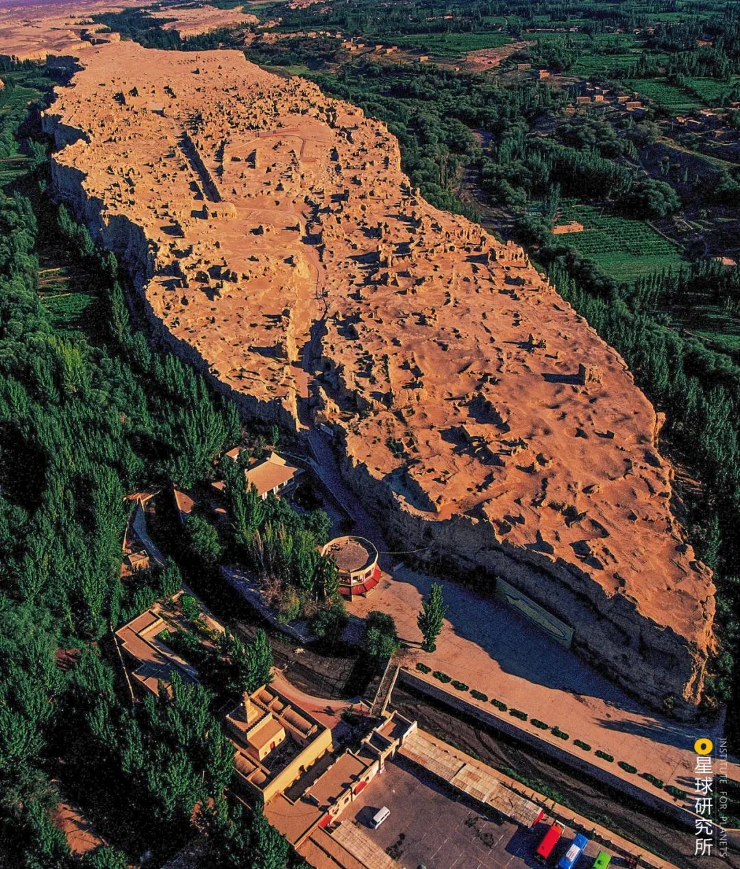 什么是魏晋南北朝服饰的特点,魏晋南北朝纪录片