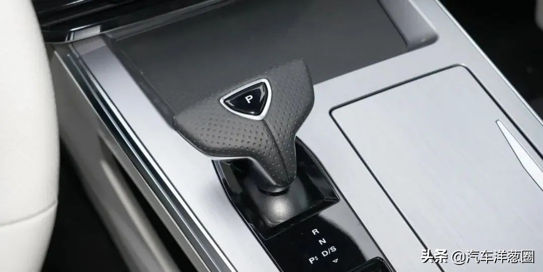 星越l和荣威rx5max对比评测,荣威星越怎么样