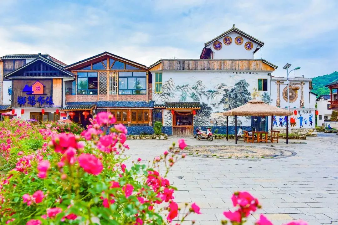 清明哪里适合踏青旅游,清明踏青好去处赏景玩乐两不误