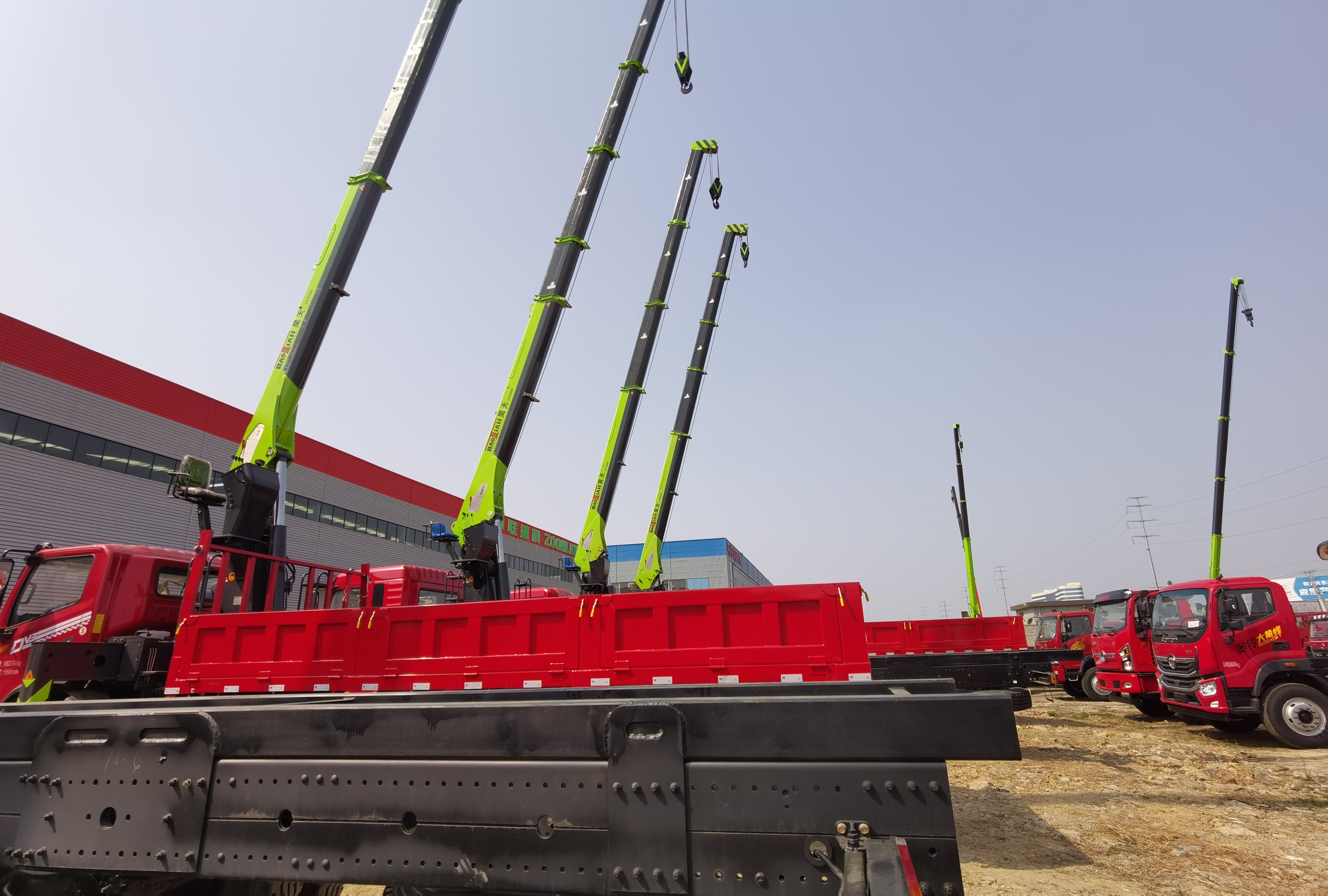 唐山个人二手随车吊出售转让信息,二手随车吊10吨多少钱一辆