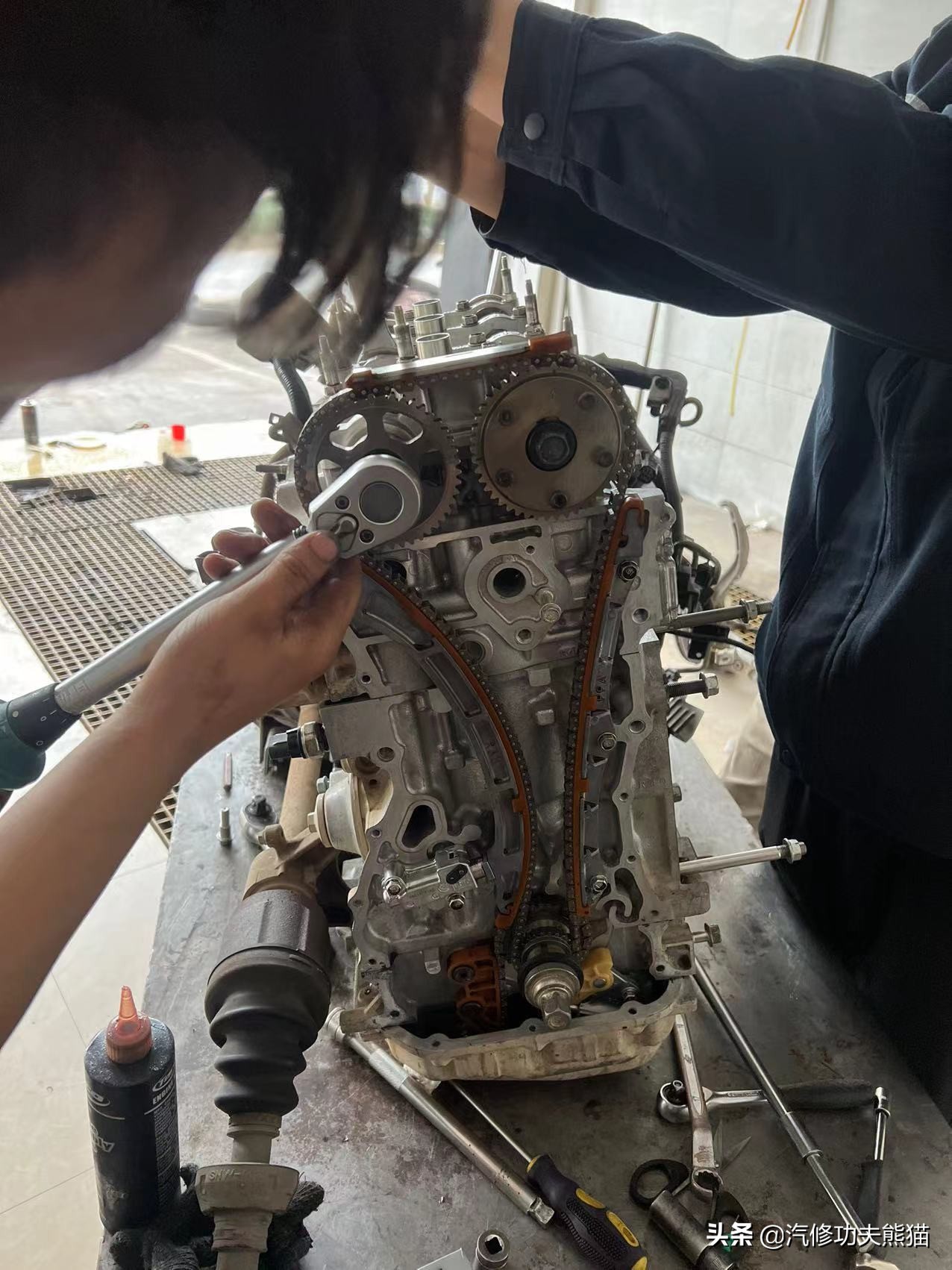 本田2.4ivtec发动机烧机油吗,本田涡轮增压发动机烧机油吗