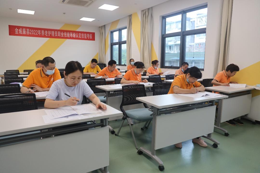 参观日本社会化养老产业,探访日本养老