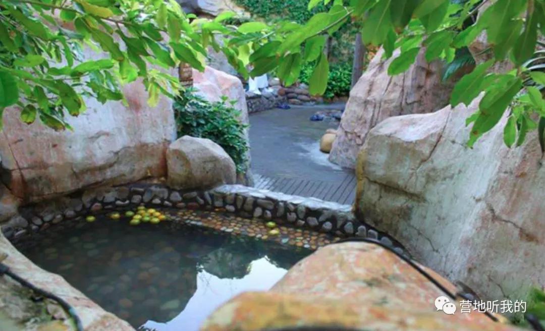 国内好看又好泡的高颜值温泉，每一个都藏着意想不到的美