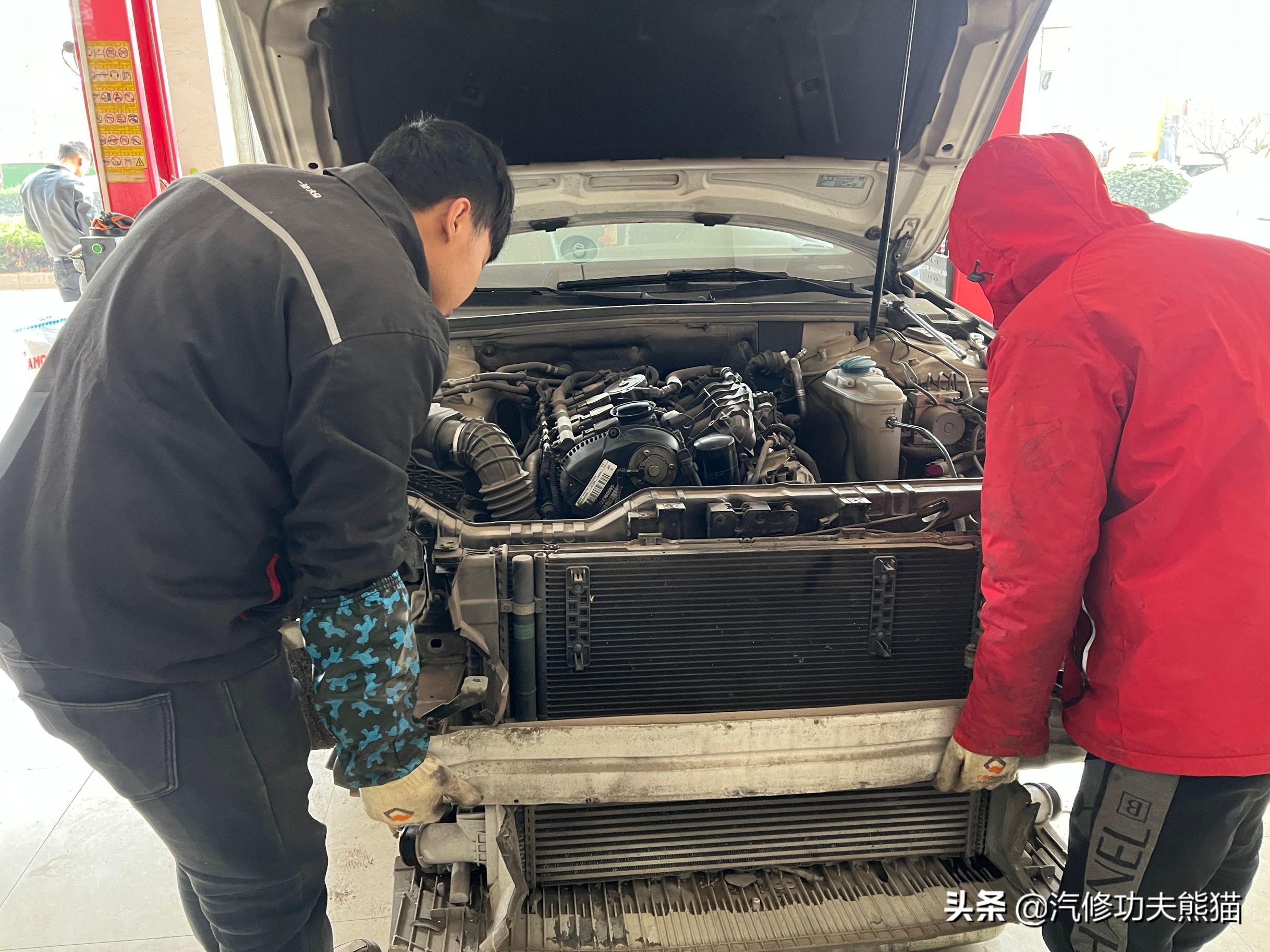 老车翻新修复奥迪a4,修复报废奥迪a4