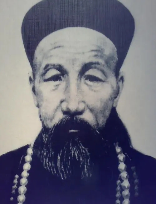 清朝的时候当官容易吗,清朝当官有多累