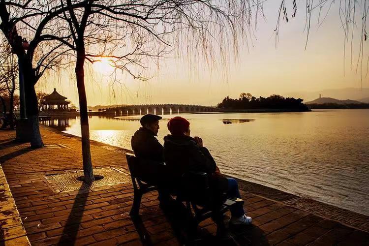 成都富豪邱先甫离婚案进度,四川成都亿万富翁邱先甫的妻子