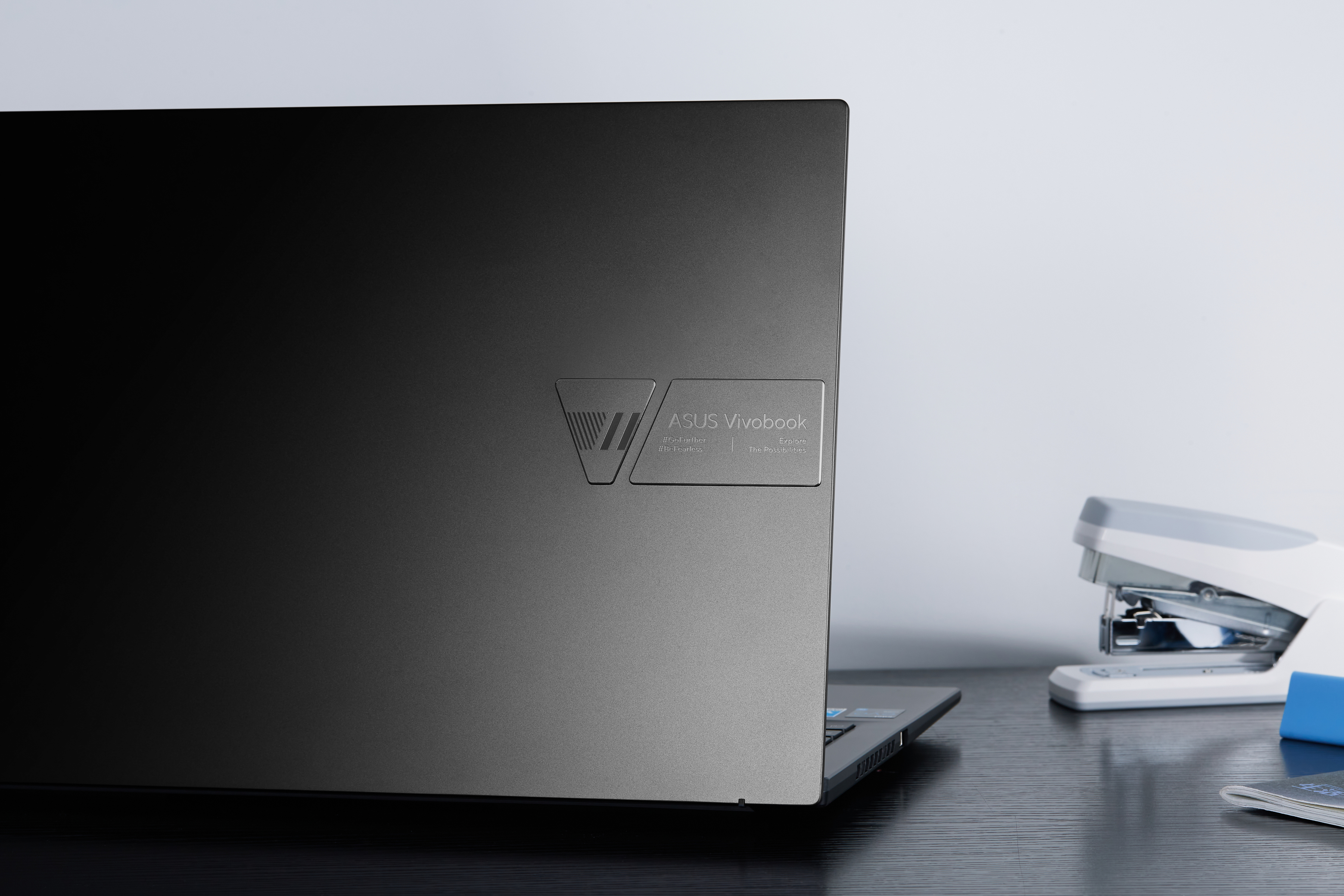 职场人笔记本选购：极致生产力+OLED顶级屏，新款无畏15i很值得入