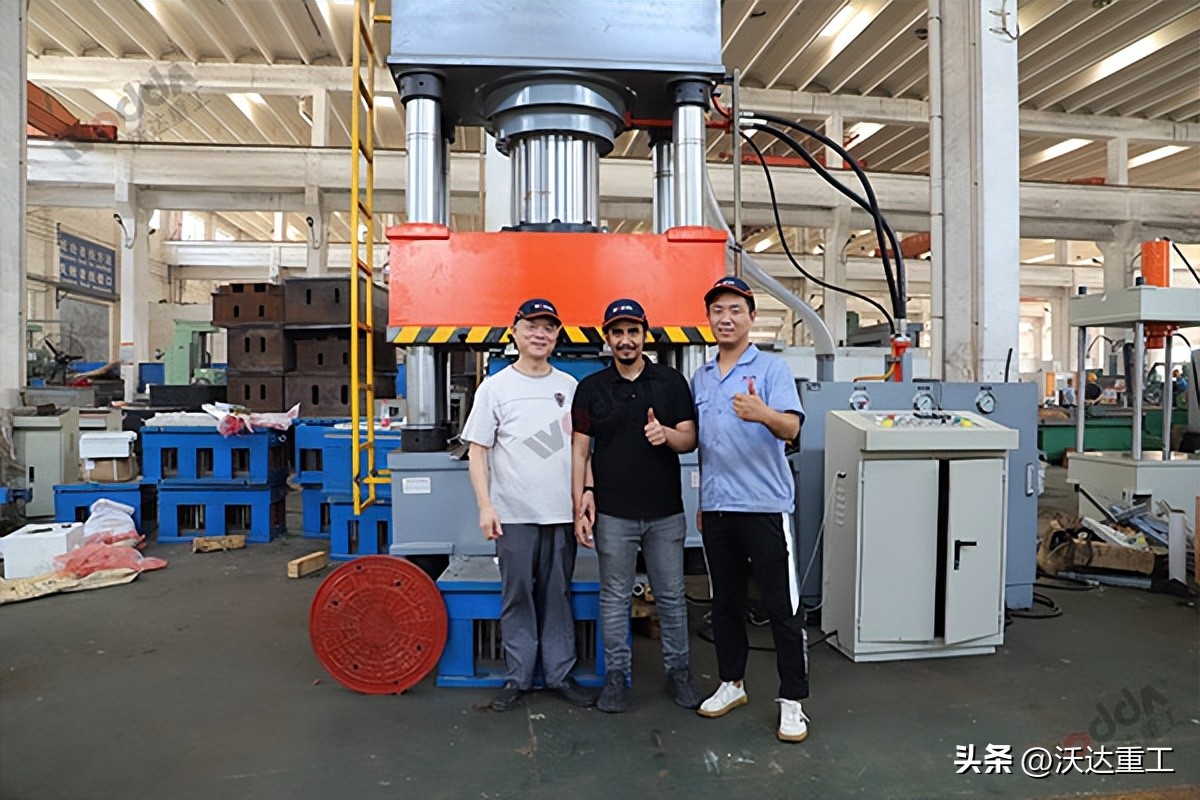 树脂井盖模压500吨液压机,玻璃钢井盖模压成型液压机