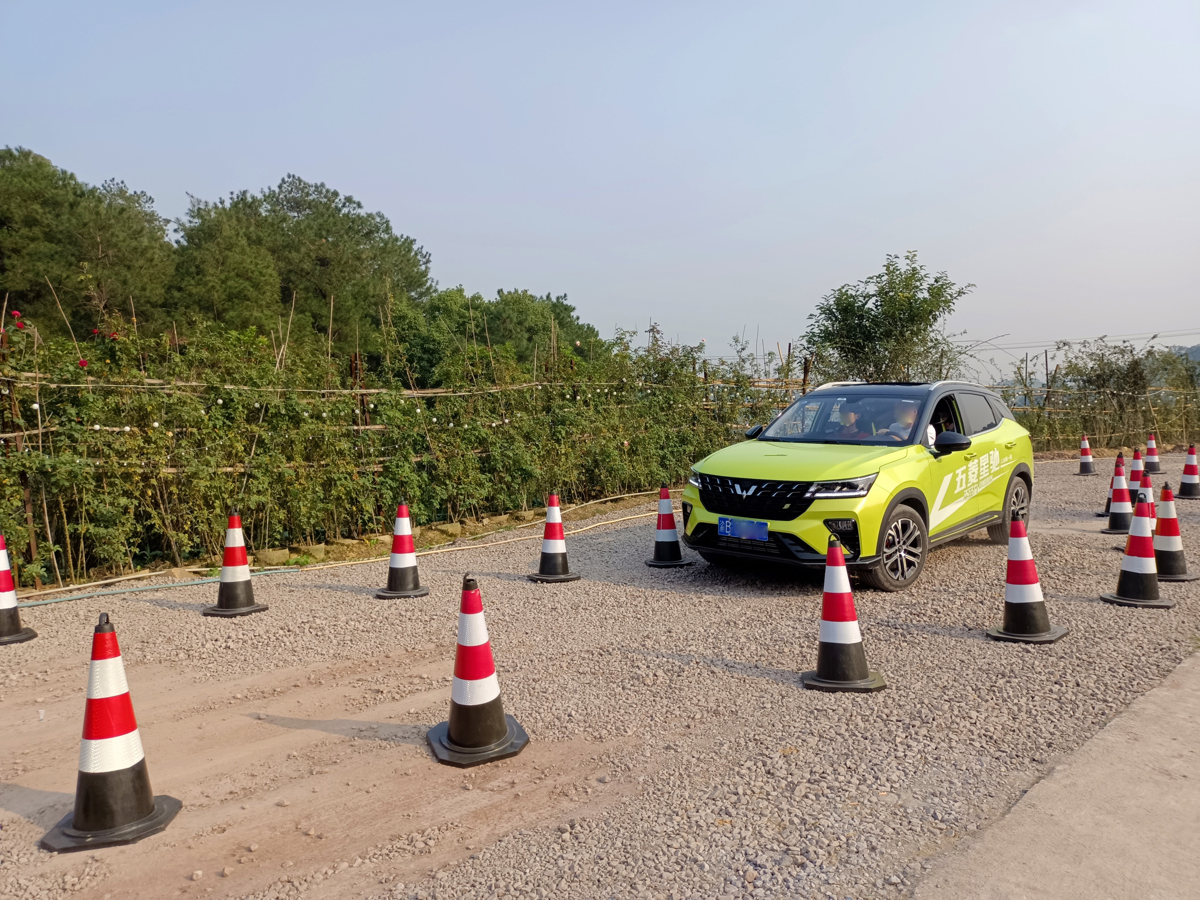 五菱星驰能在二环跑吗,五菱星驰进无人区