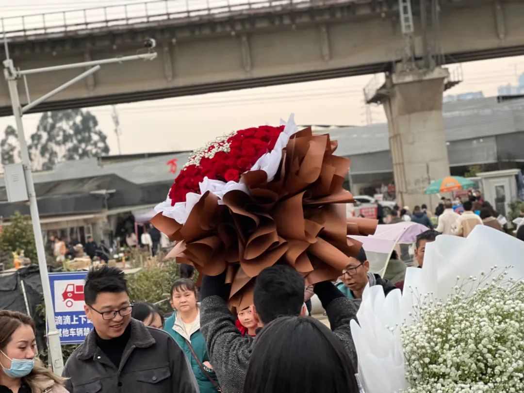 情人节哪个地方卖玫瑰花最畅销,情人节哪里买玫瑰最便宜
