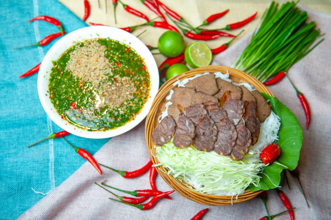 除夕杭州汉族人传统上吃什么,各民族的年夜饭