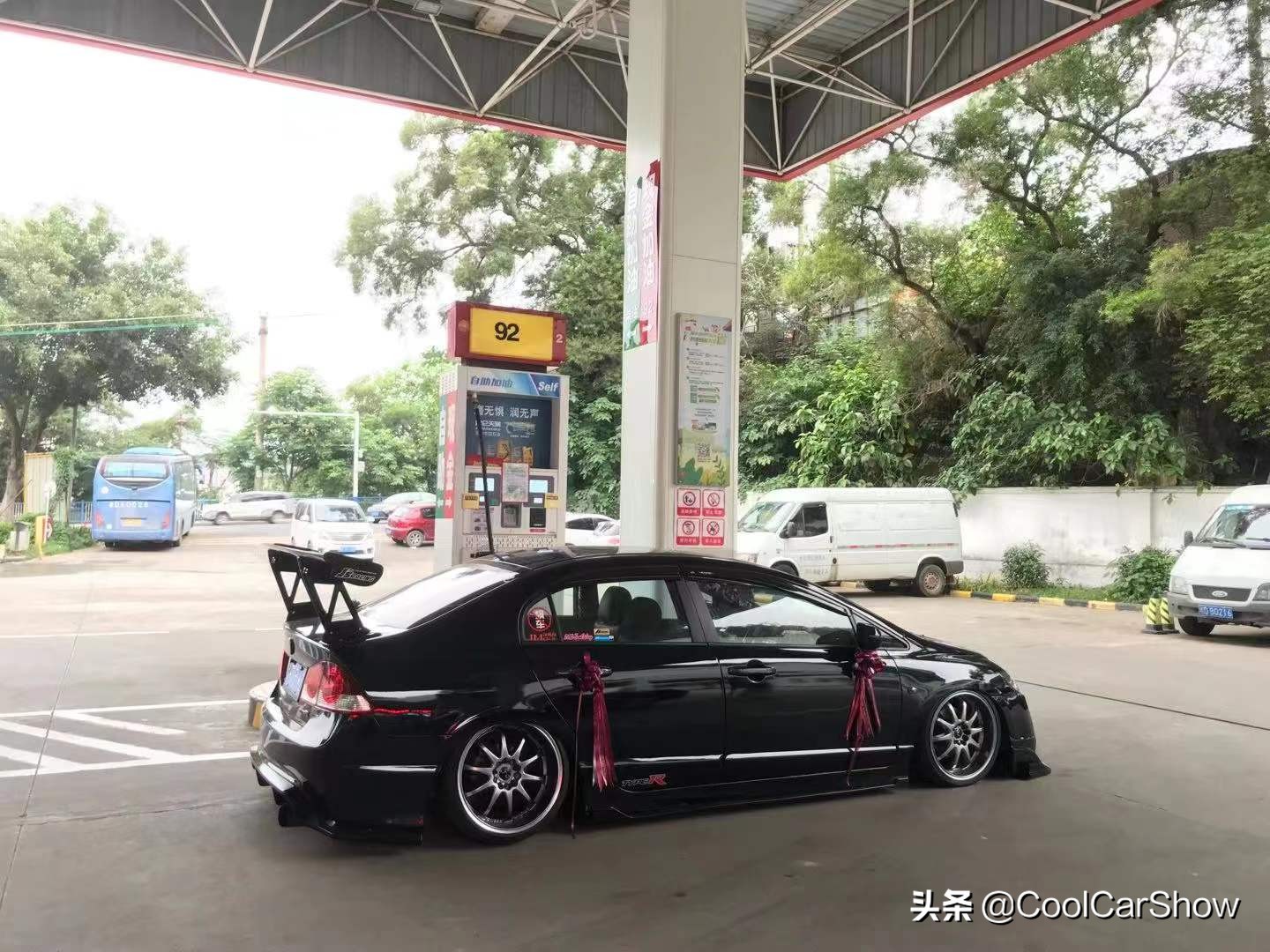 从姿态到竞技，AT换MT，这位车友是如何被八代思域“毒害”的？