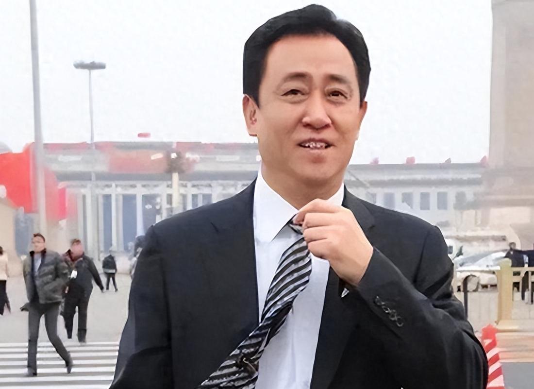 恒大白珊珊与许家印图片,恒大白珊珊与许家印