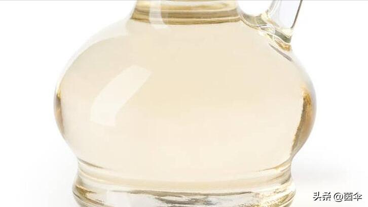 鞋子有异味怎么去除,鞋子穿久了有胶皮异味怎样去除