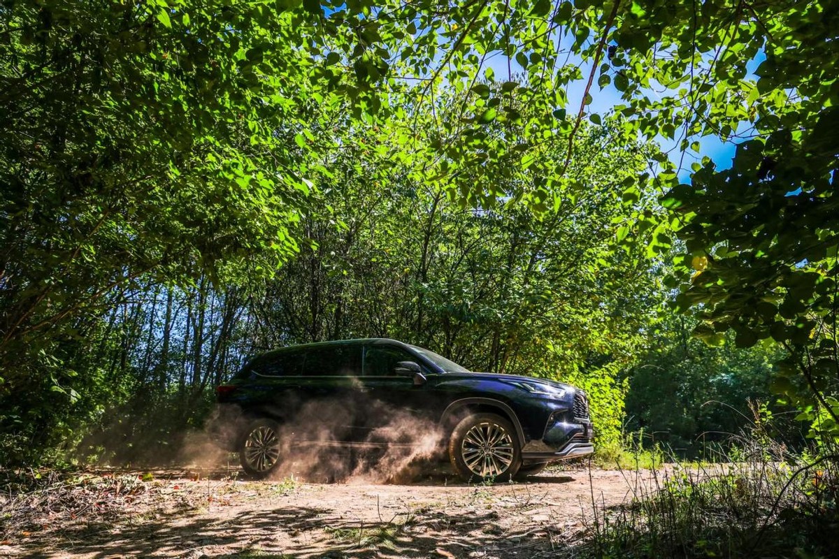 全新汉兰达第四代黑武士,全新第四代汉兰达2021款试驾