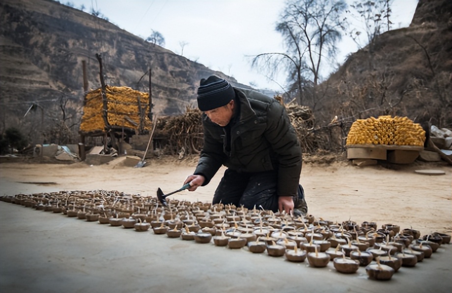 延安传统文化灯笼制作,陕西民间手工木制灯笼