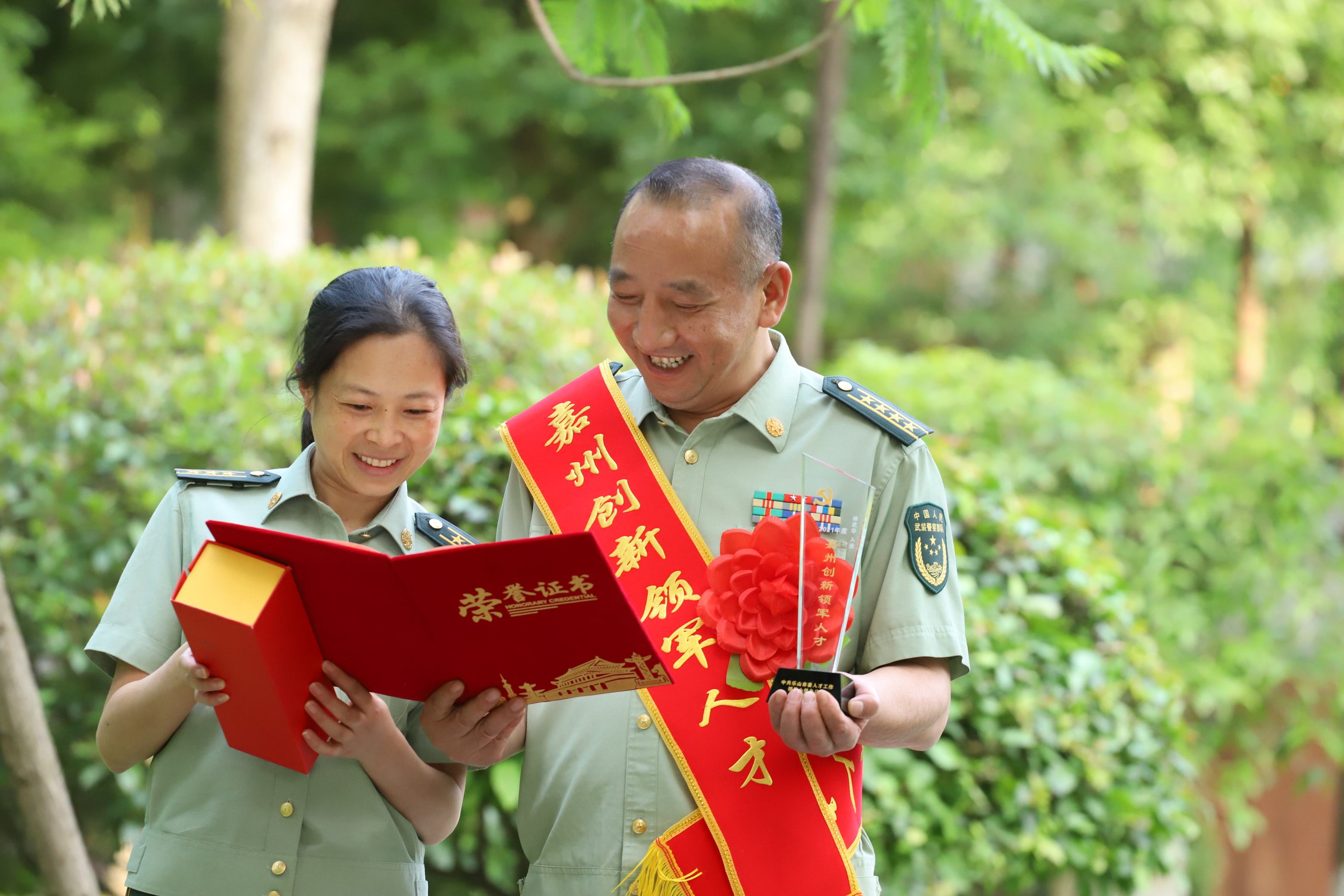 温暖是最好的“处方”——记*警武**四川总队医院肿瘤科主任林武华