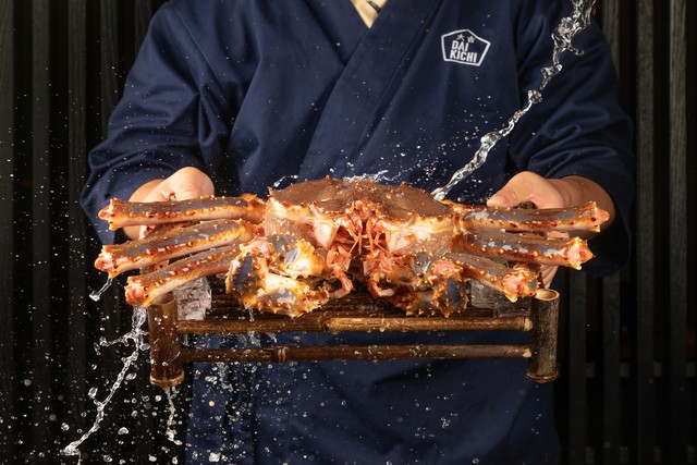 自助餐帝王蟹老员工,吃自助餐全选帝王蟹