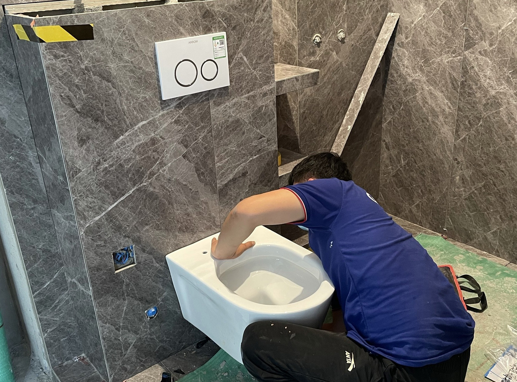 壁挂马桶有缺点不值得购买,壁挂式马桶价格为什么差那么多