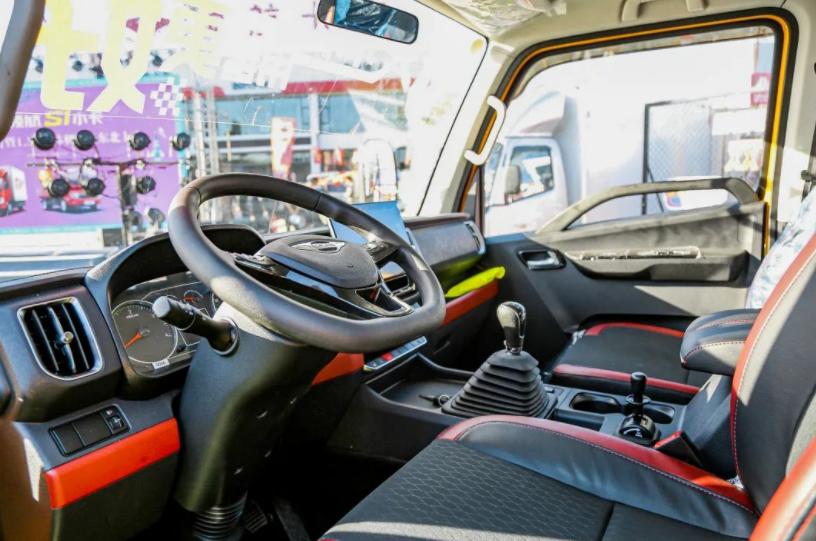 福田领航s1柴油1公里多少钱,福田领航s1蜂巢1.5t