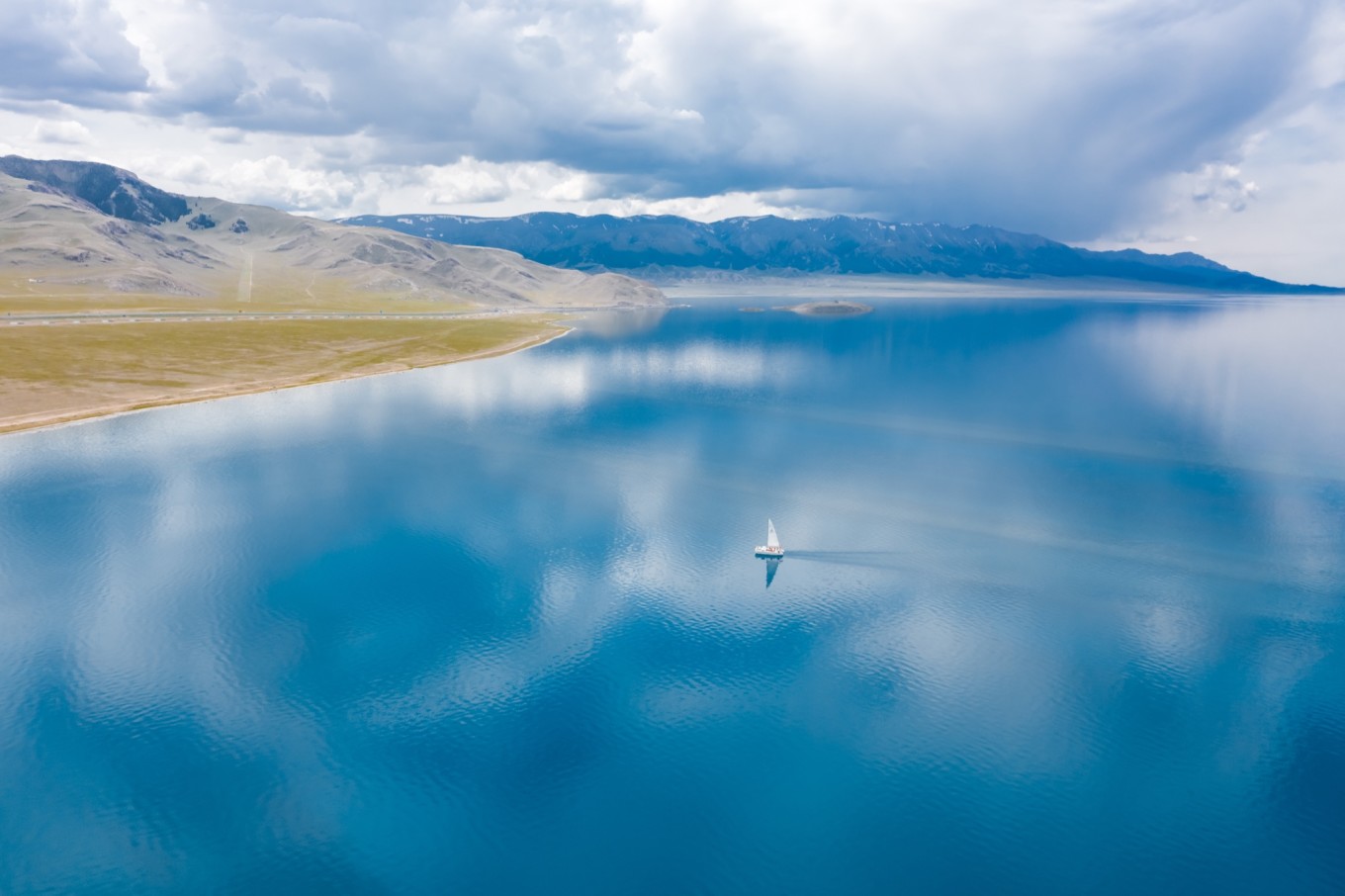 去新疆发现伊犁的美,世界之美尽在伊犁