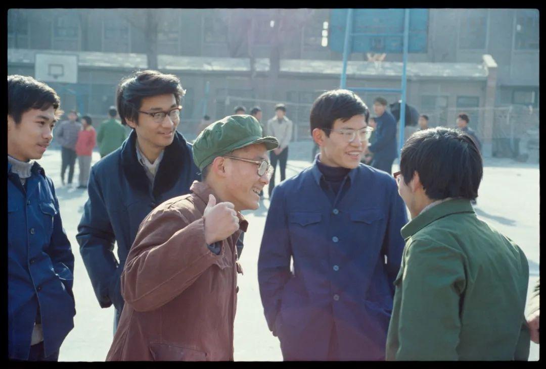 80年代欧美中性风穿搭,复古风穿搭80年代衣服