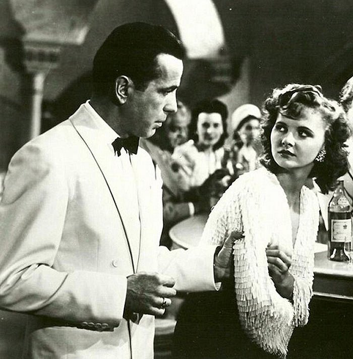 免费收看卡萨布兰卡电影完整版,经典曲目卡萨布兰卡完整版