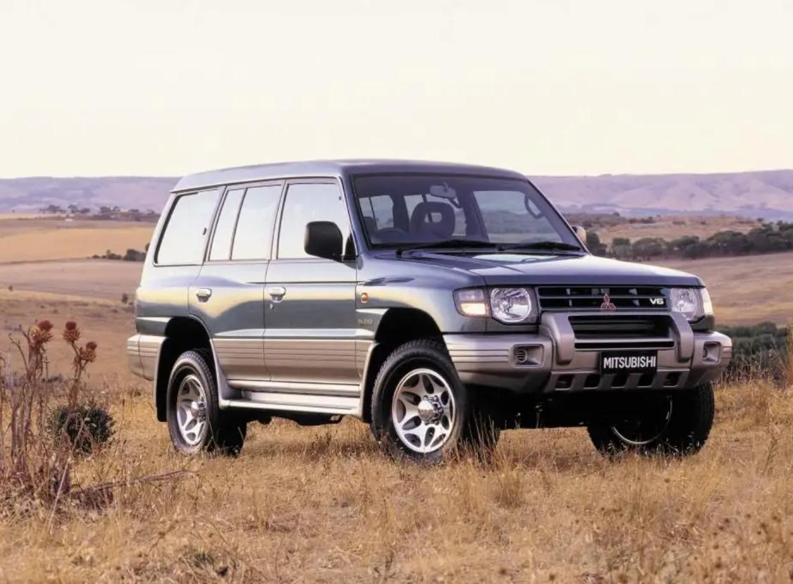 旧版猎豹与三菱帕杰罗,猎豹汽车和帕杰罗