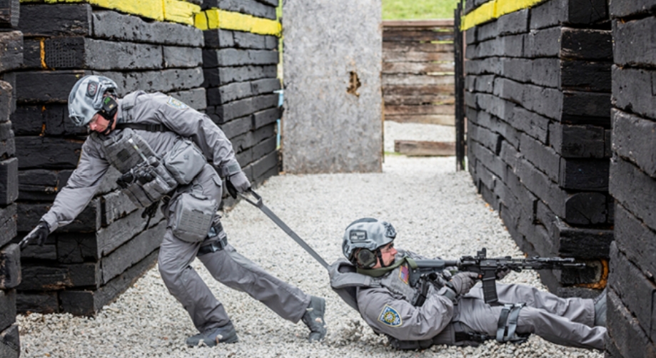 泽连斯基不要防弹背心,泽连斯基核武器防护服