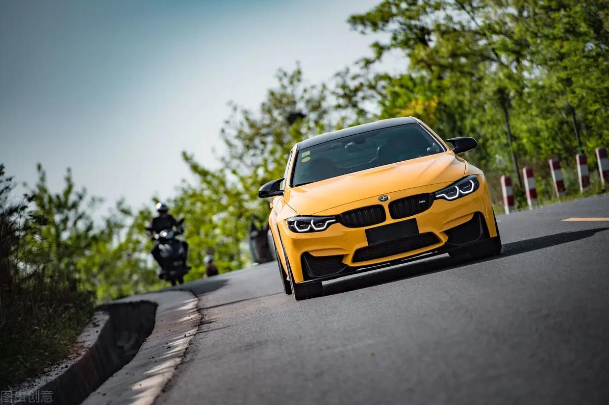 来自东北农村的机械师方力频，立志研发利国神器，拒绝卖给老美