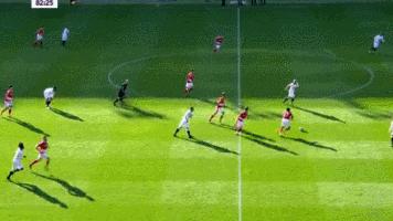 巴萨游子归来！看他就像看人类足球进化史：用了7年走出石器时代