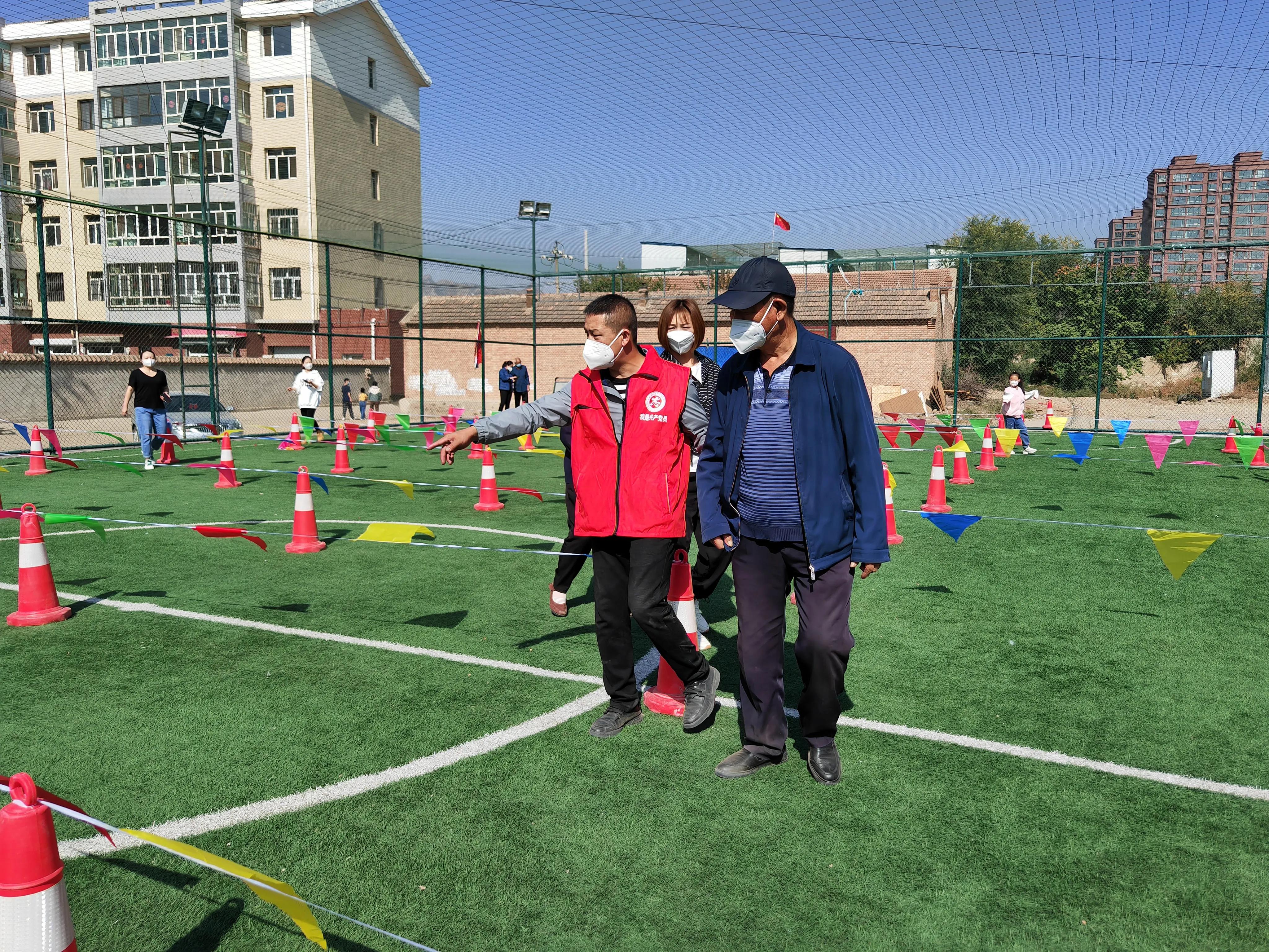 众志成城抗击疫情同心共筑中国梦,众志成城抗击疫情汇聚爱心显担当