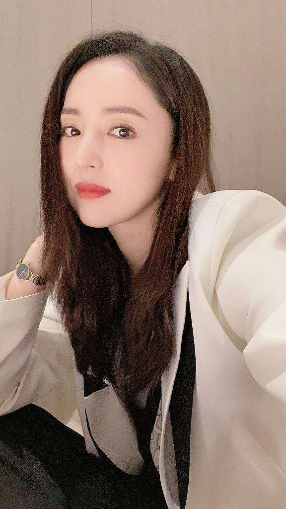 董璇高云翔离婚了没,董璇与高云翔离婚后现身活动