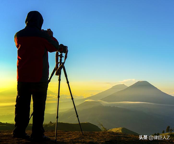 网络著作权被侵犯我们该如何维权,作品著作权被侵犯怎么快速维权