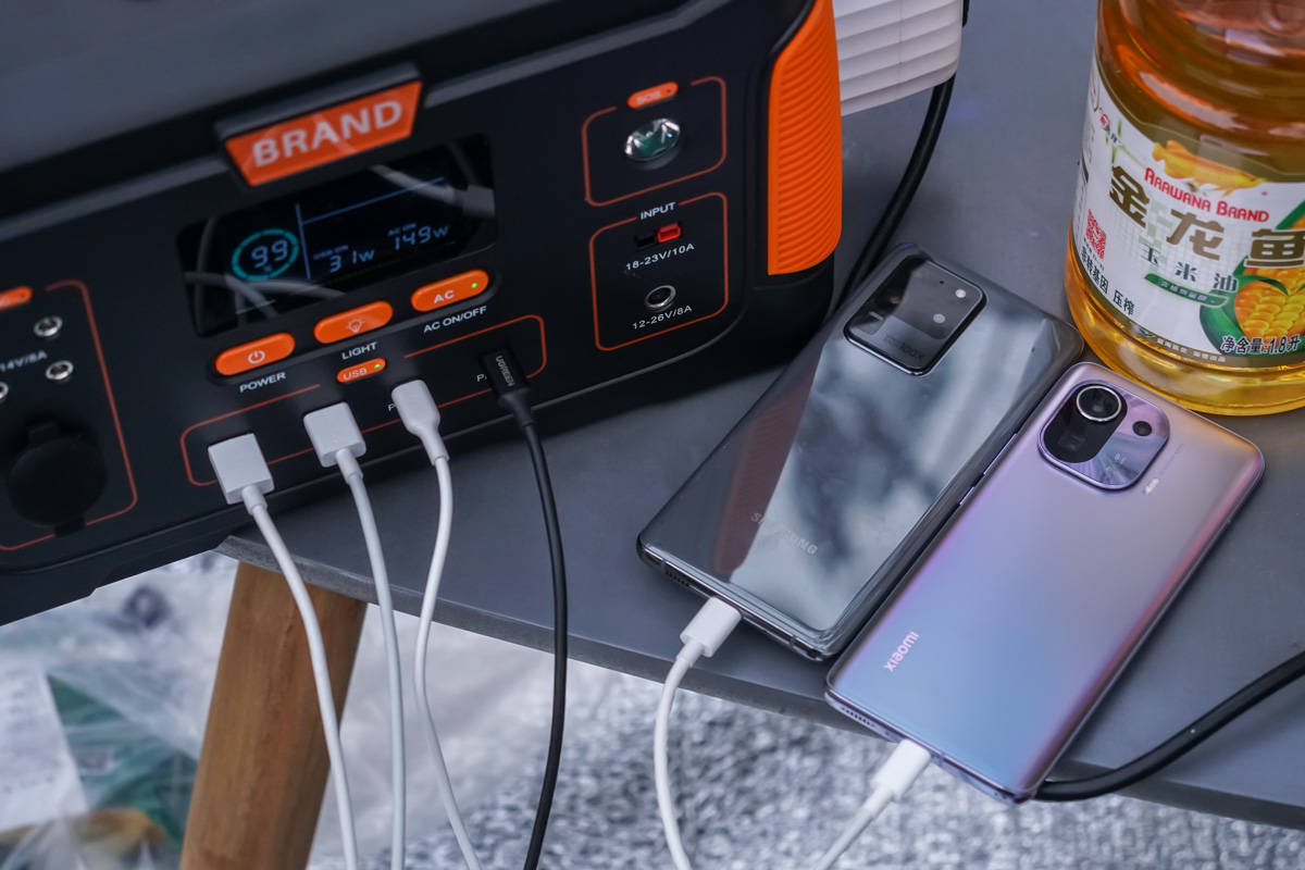 金威澎全兼容快充10000mah,支持80w无线充电