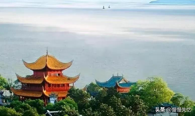 杜甫最经典的15首诗,杜甫的诗最经典的十首