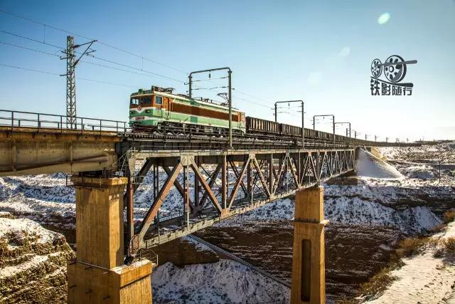铁影｜荒凉与壮美并存——嘉镜铁路运转记其二
