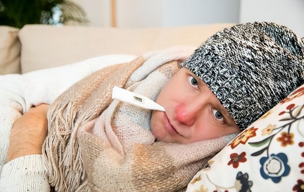 疫情放开后感染了怎么都有症状,疫情阳性前期会出现什么情况