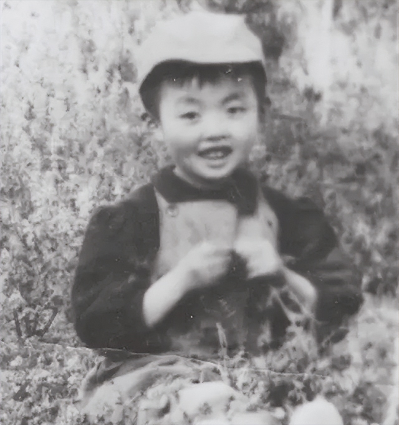 19年左太北追悼会：三代总理送挽联致哀，亲属含泪敬献花圈